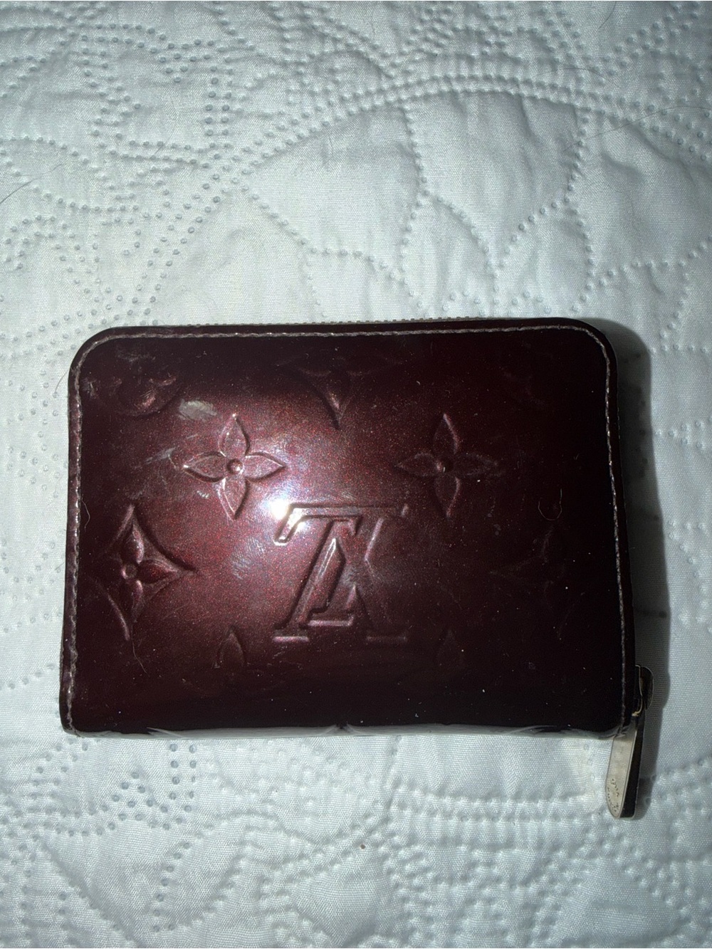 Louis Vuitton Burgundy Monogram Vernis Zip Card Holder